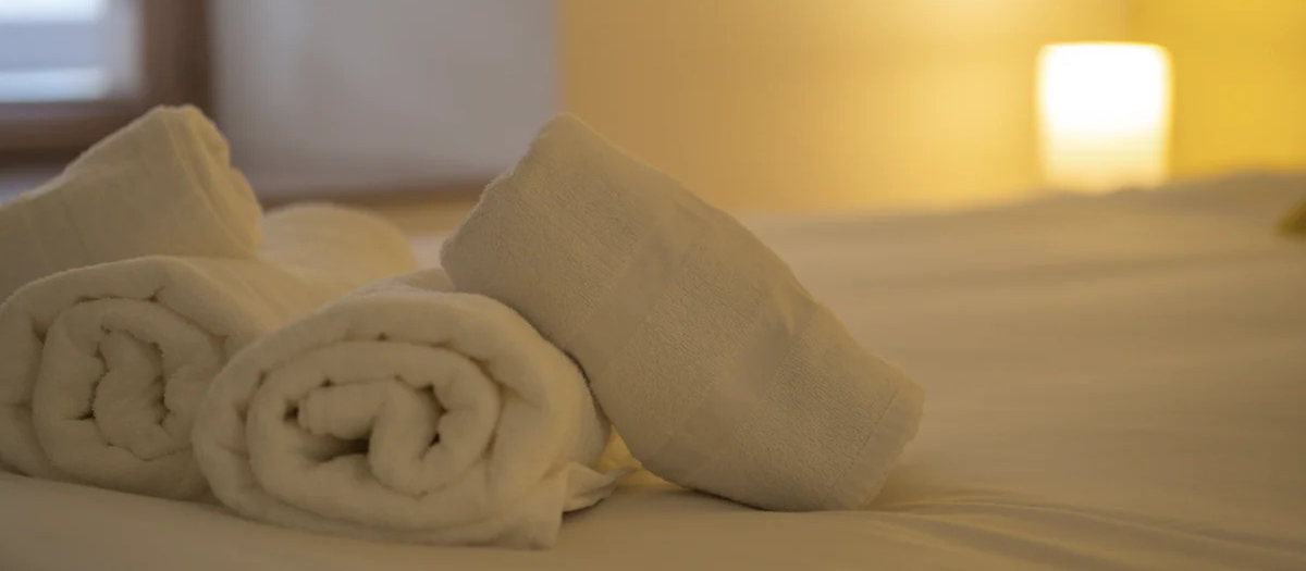 Draps et serviettes inclus
